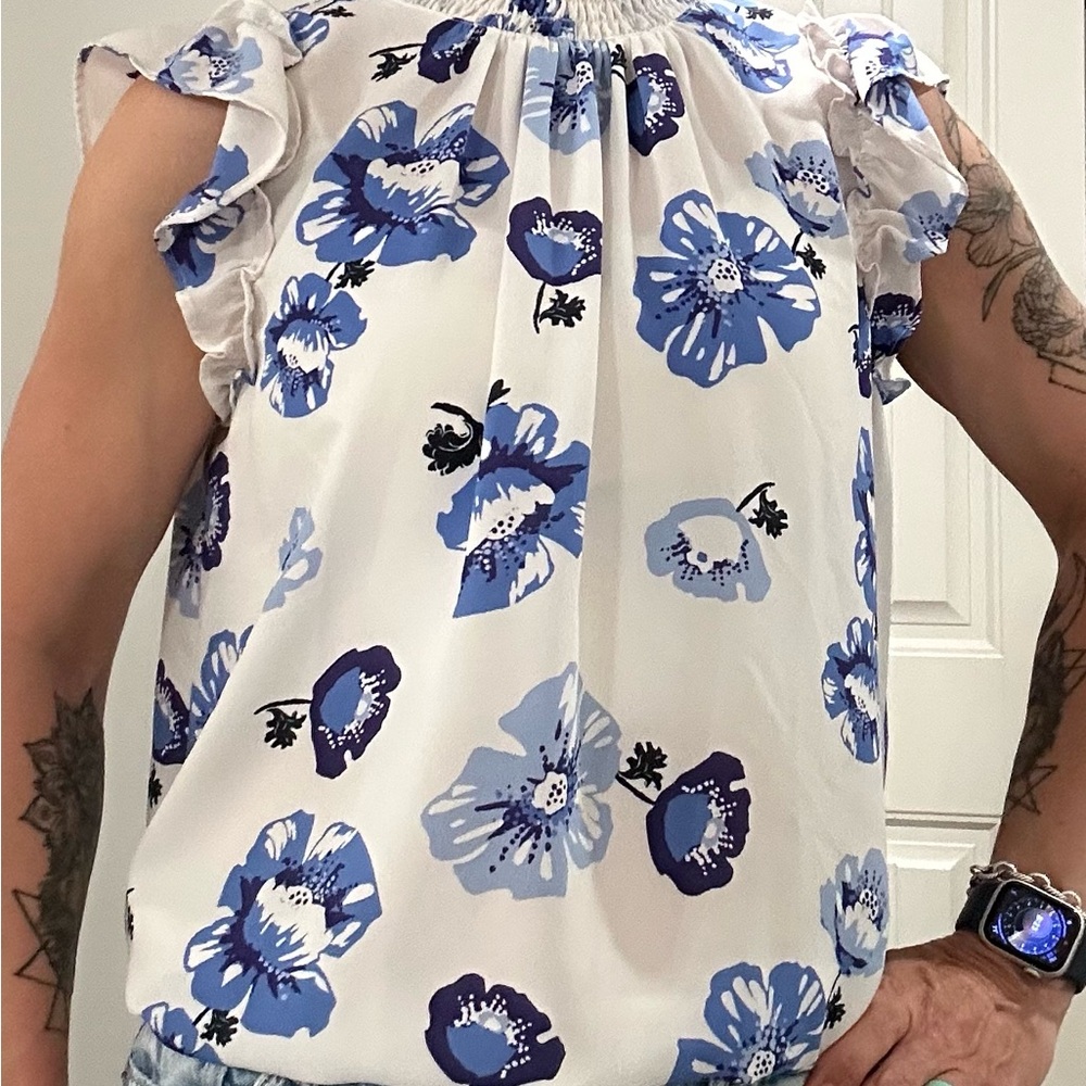 Floral Ruffle Sleeve Top - Blue and White